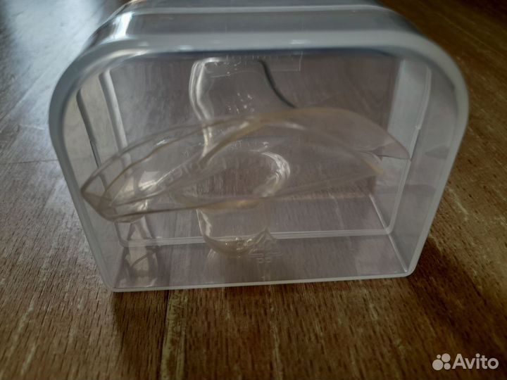 Накладки на грудь новые