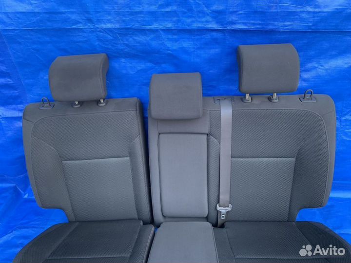 Задние сидушки / диван / сиденья Renault Koleos