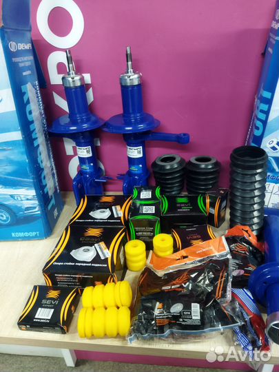 Задние и передние стойки в сборе