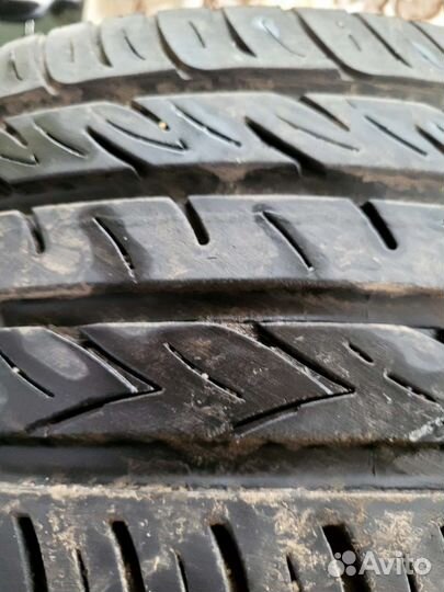 Ultramile UM S5 215/45 R17