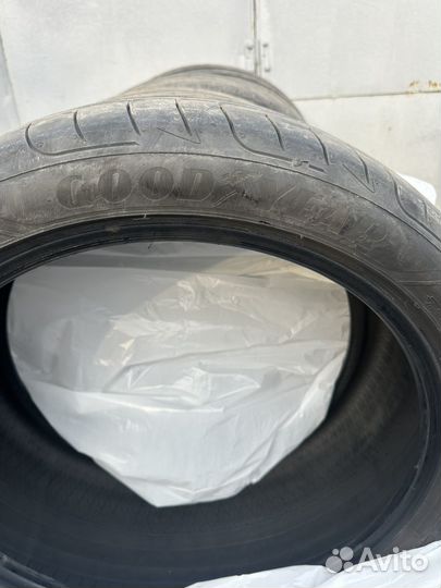 Goodyear Eagle F1 Asymmetric 3 245/40 R19 и 275/35 R19 100Y