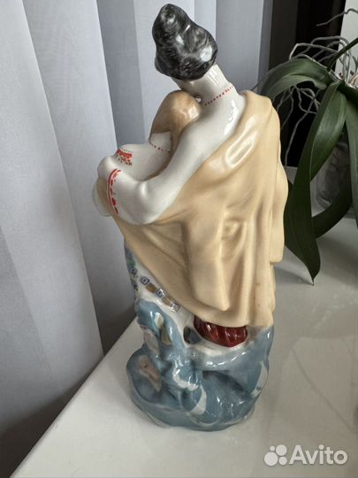 Статуэтка полонне зхк 