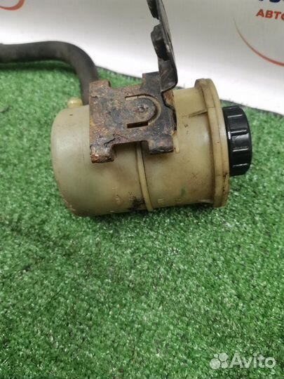 Бачок гур Renault Logan седан 1.4 K7JA710 2006