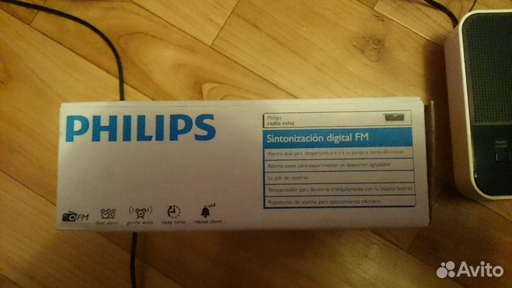 Радиочасы новые. philips