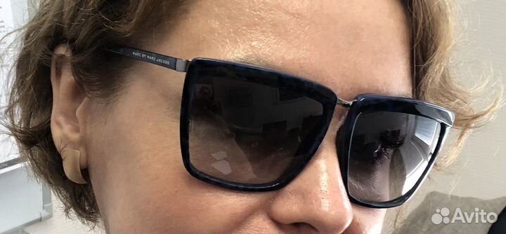 Солнцезащитные очки женские брендовые