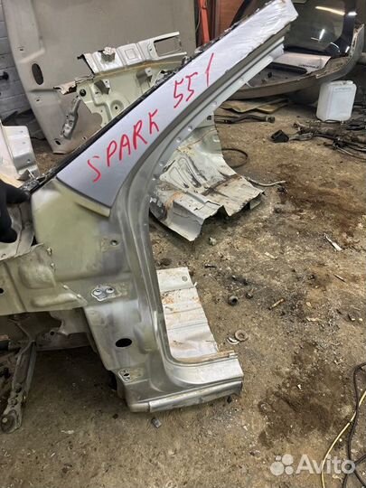 Передняя стойка кузова левая Chevrolet Spark 2008