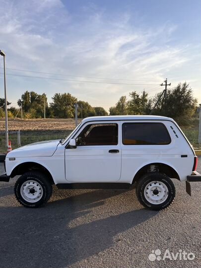 LADA 4x4 (Нива) 1.7 МТ, 2003, 60 000 км