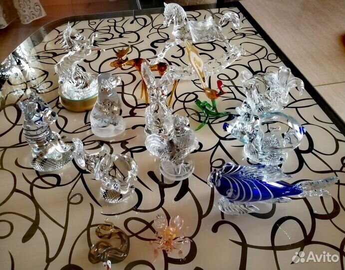 Фигурки из стекла