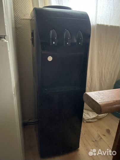 Кулер для воды с холодильником бу