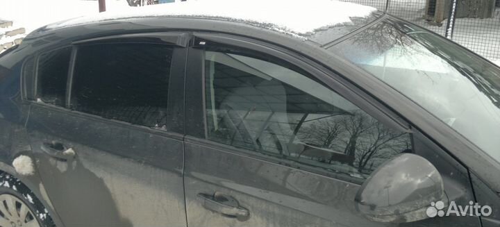 Дефлектор двери Chevrolet Cruze хэтчбек с 2011