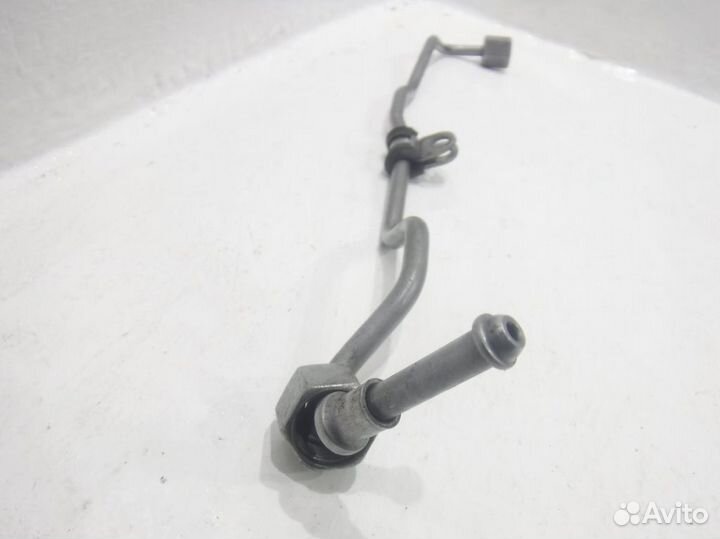 Топливная трубка Мерседес