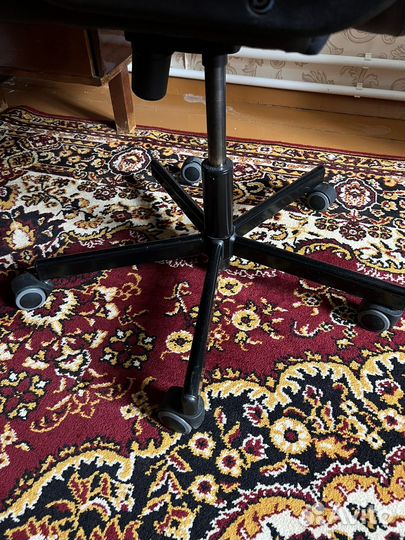 Компьютерное кресло