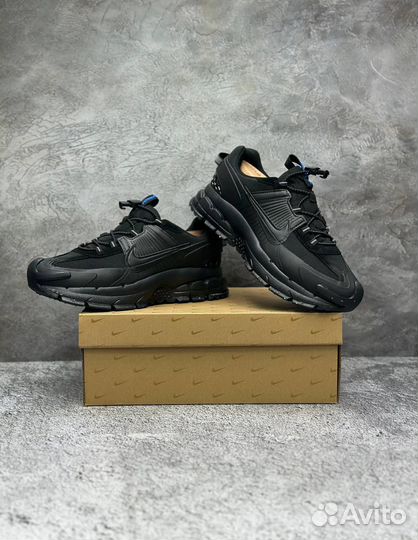 Кроссовки Nike Air Zoom Vomero 5