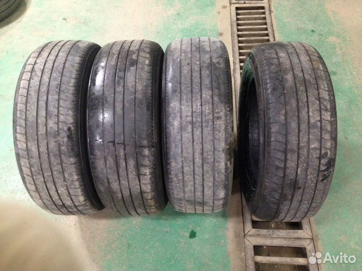 Yokohama BluEarth E70 215/60 R16