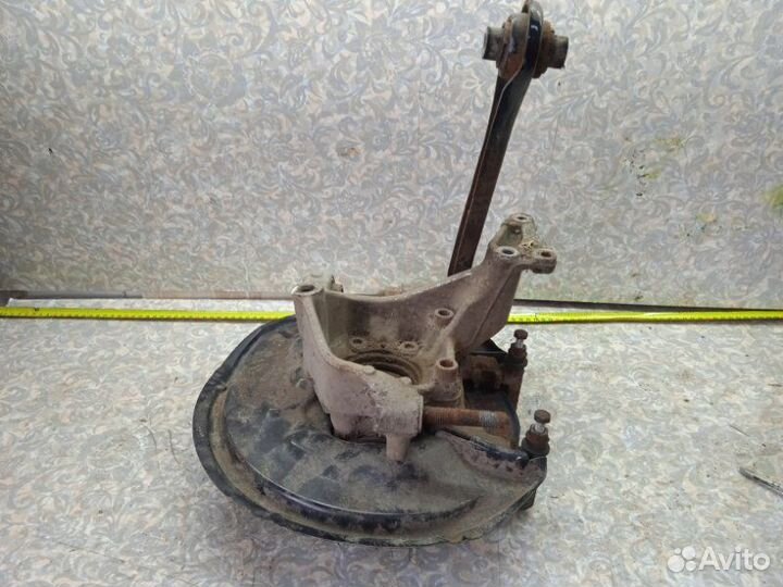 Кулак поворотный задний правый Volkswagen Tiguan