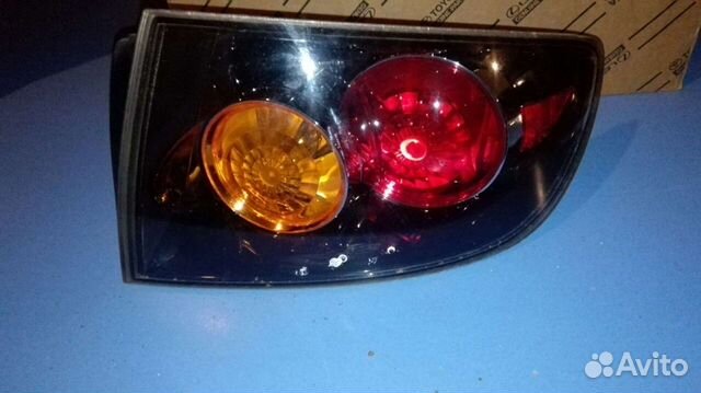 Мазда 3 BK седан фонарь