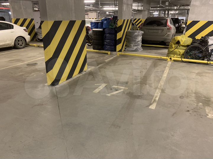 Машиноместо, 16 м²