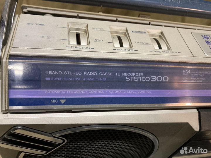 Магнитофон Aiwa 300