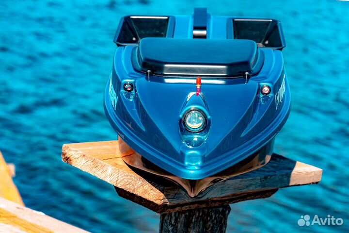 Прикормочный кораблик карповый с GPS автопилотом