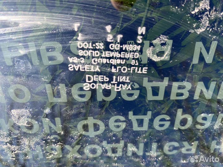 Стекло боковое заднее правое tahoe gmt410