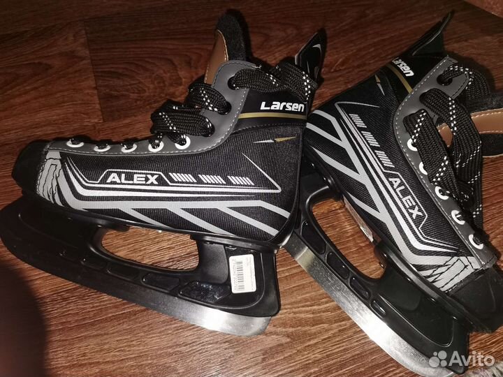 Коньки хоккейные детские 34 размер