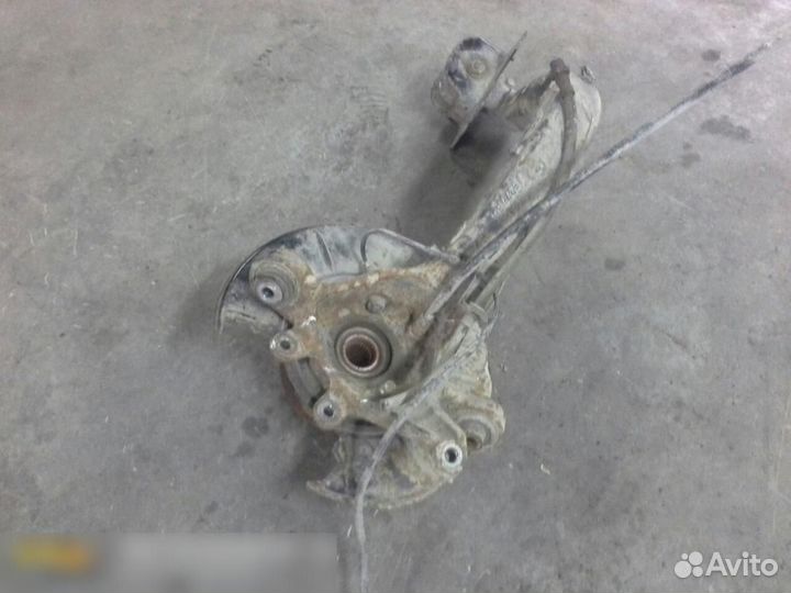 Кулак поворотный задний левый BMW 3-серия E46 1998