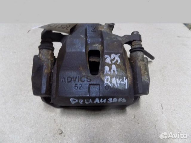 Суппорт передний левый RAV 4 2006-2013