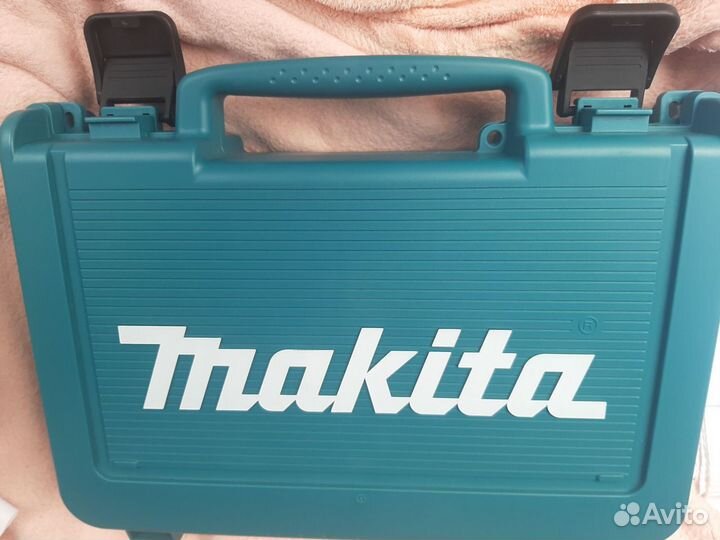 Аккумуляторная отвертка makita Оригинал 2акб