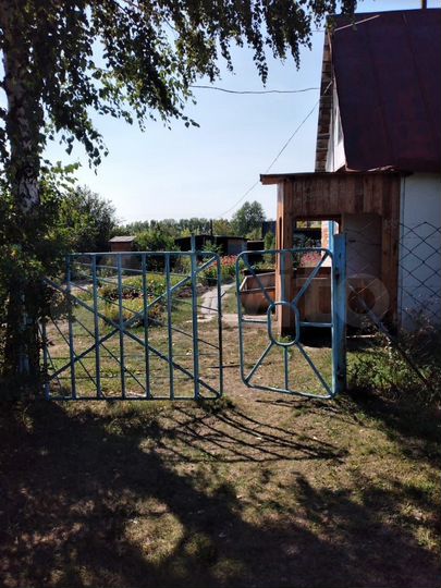 Дача 15 м² на участке 10 сот.