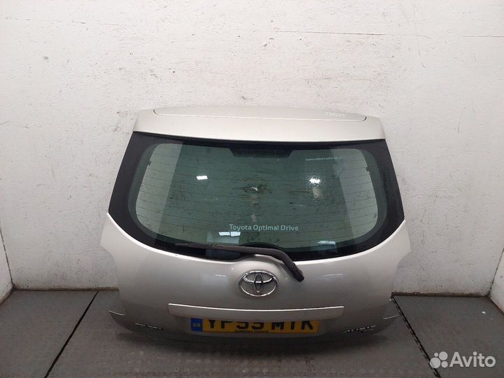 Подсветка номера Toyota Auris E15, 2009