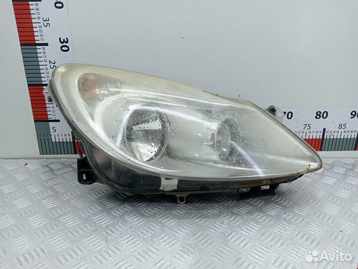 Фара передняя правая Opel Corsa D