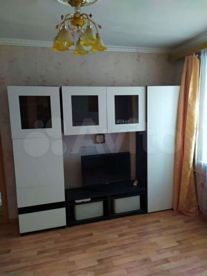 2-к. квартира, 42 м², 1/5 эт.