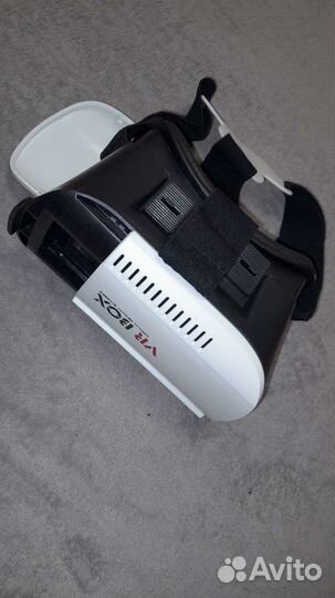 Очки виртуальной реальности для телефона