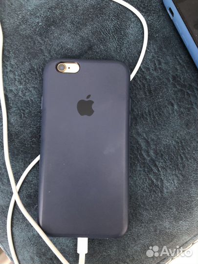 Телефон iPhone 6s