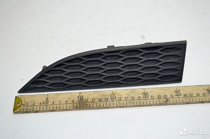 Накладка переднего бампера, правая mercedes-benz A