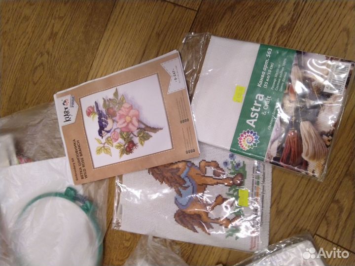 Наборы для вышивания крестиком. Одним лотом
