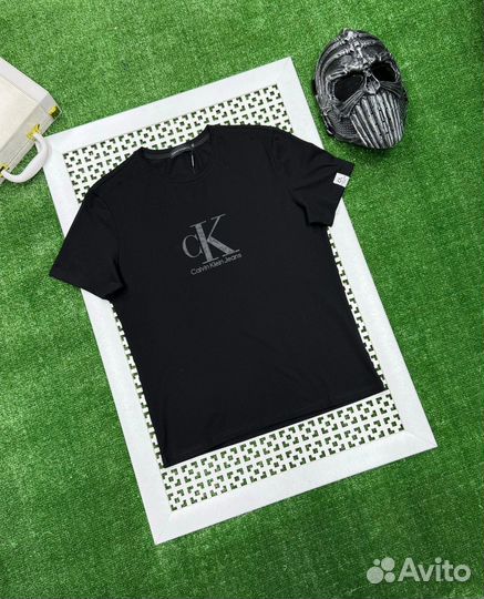 Calvin klein футболка