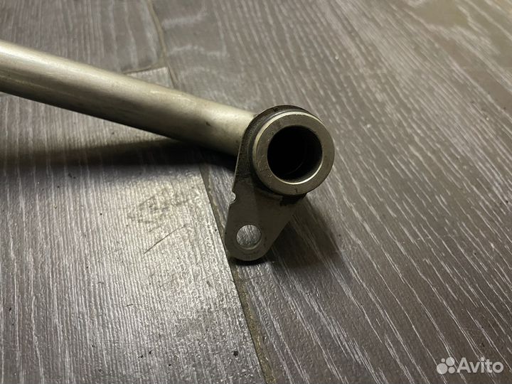 Трубка масленная Audi 6.0 W12 Bentley 6.0