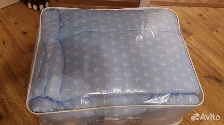 Комплект в кроватку (бортики, одеяло подушка)