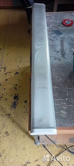 Светильник на две лампы дневного света