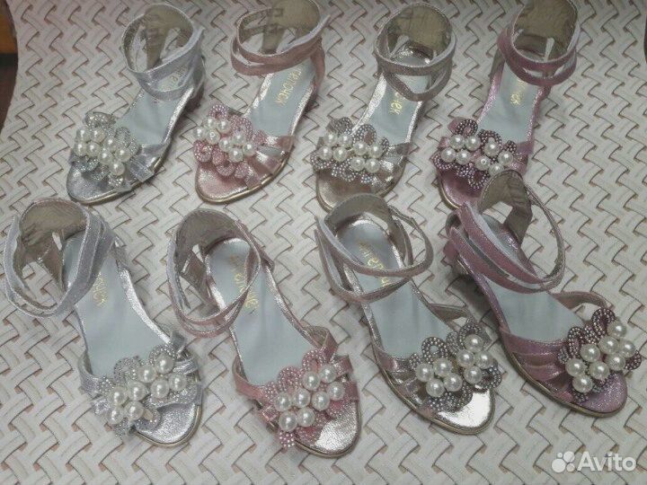 Сандали для девочки новые 27