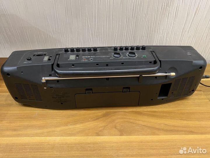 Двухкассетный магнитофон Sony