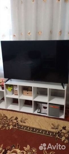 Плазма большая, фирма LG