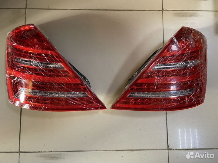 Фонарь задний Мercedes W 221 рестайлинг S221