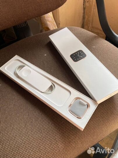 Часы apple watch SE 40 mm