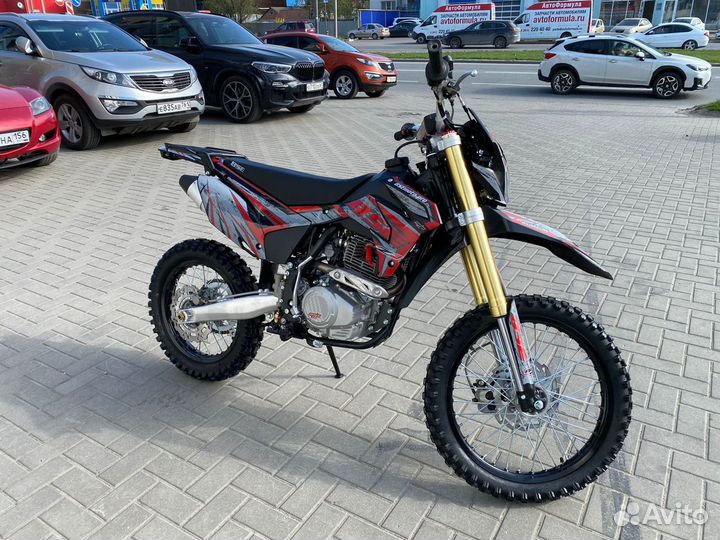 Кроссовый мотоцикл BSE Z3 250e