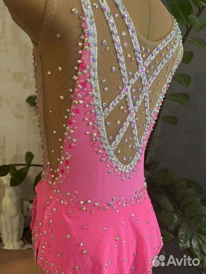 Купальник для художественной гимнастики