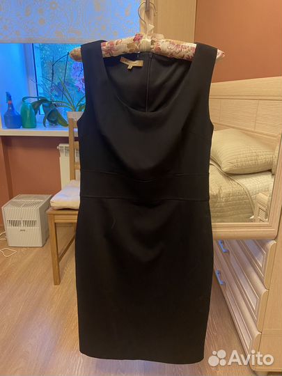 Платье футляр черное 46
