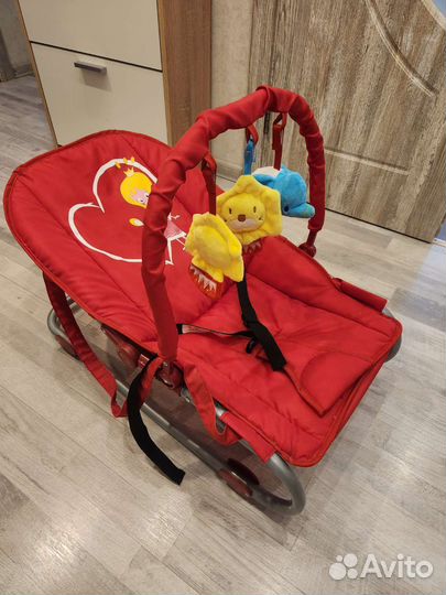 Шезлонг для новорожденных