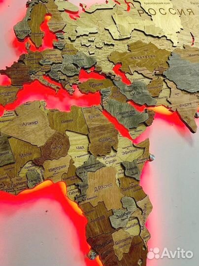 Деревянная карта мира для подарка